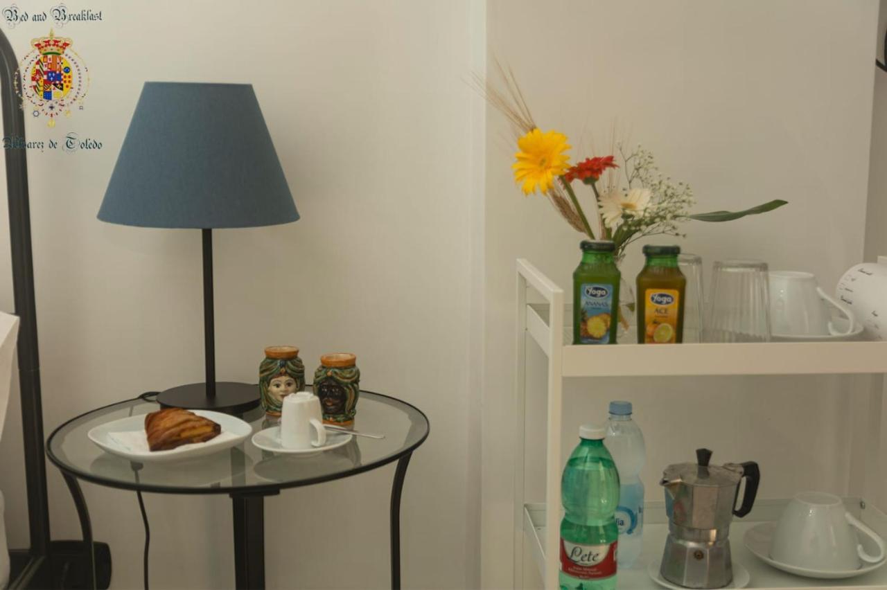 Alvarez De Toledo Bed & Breakfast Naples Exterior photo